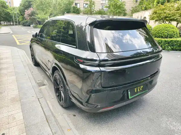 Li Auto L8 2023