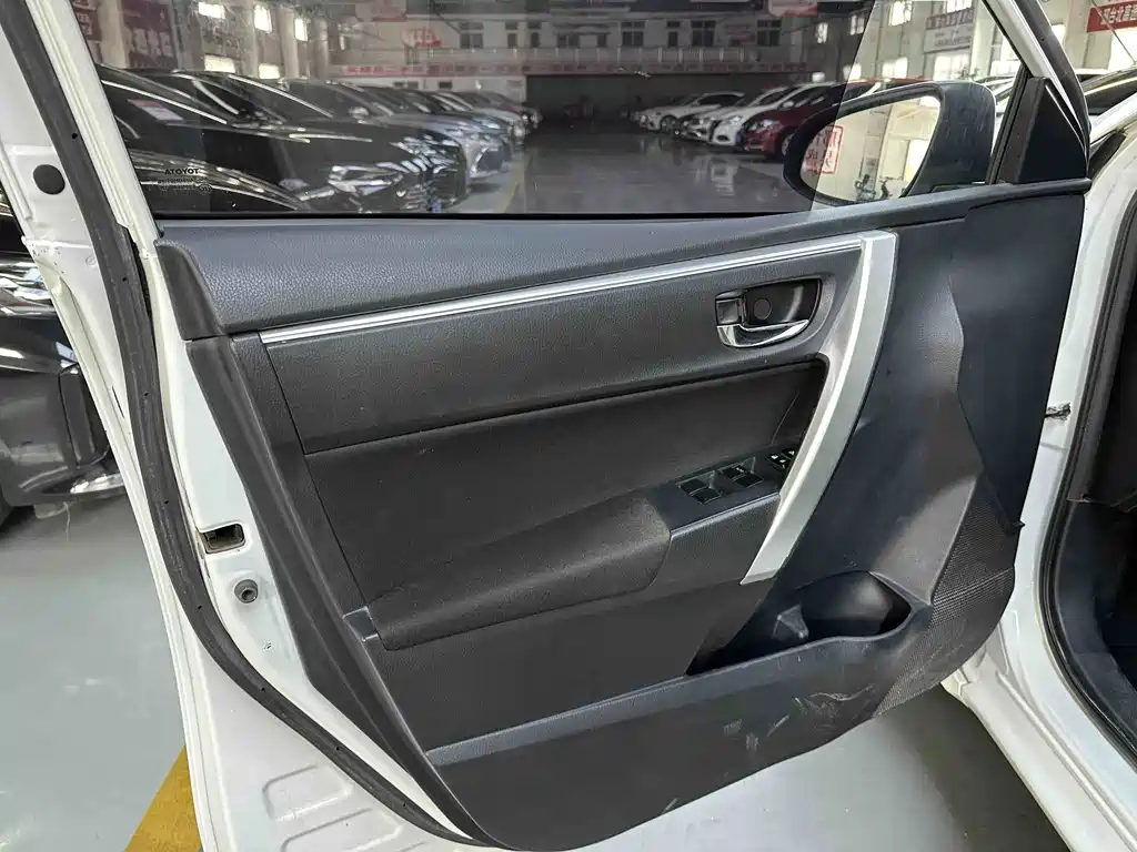 Toyota Levin 2018 — фото 12