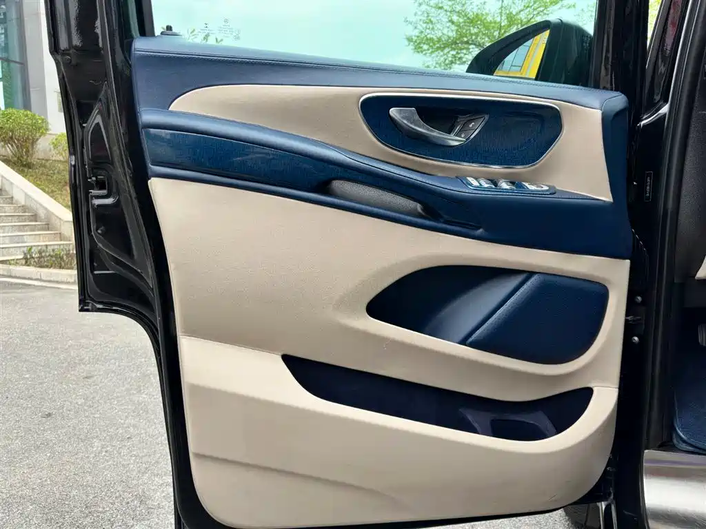 Mercedes-Benz Vito 2018 — фото 23