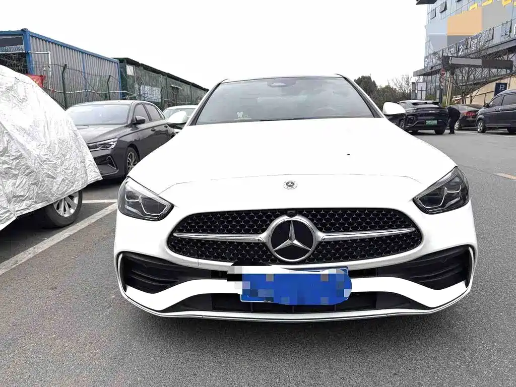 Mercedes-Benz C-Class 2023 — фото 3