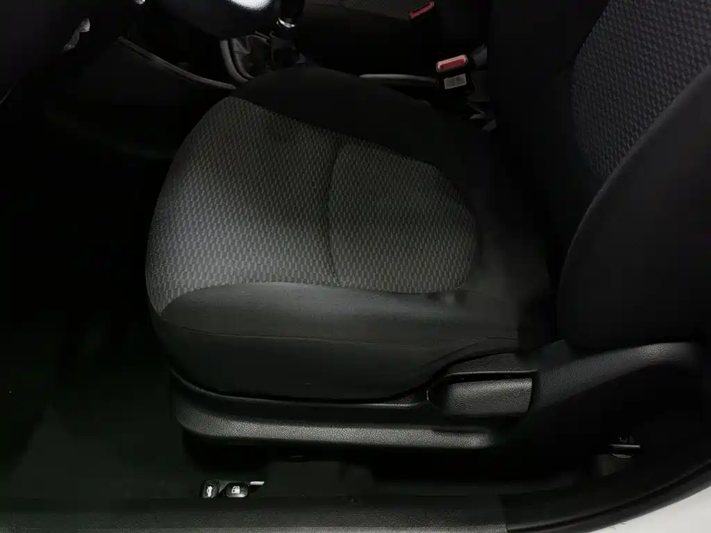 Hyundai Verna 2018 — фото 20