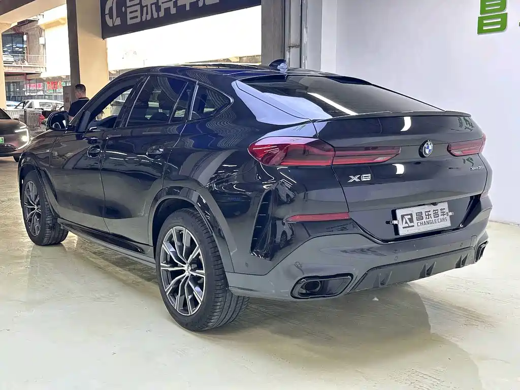 BMW X6 2022 — фото 16