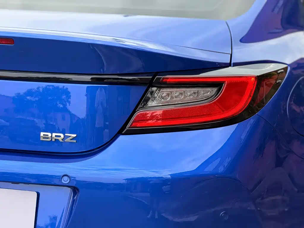 Subaru BRZ 2023 — фото 22