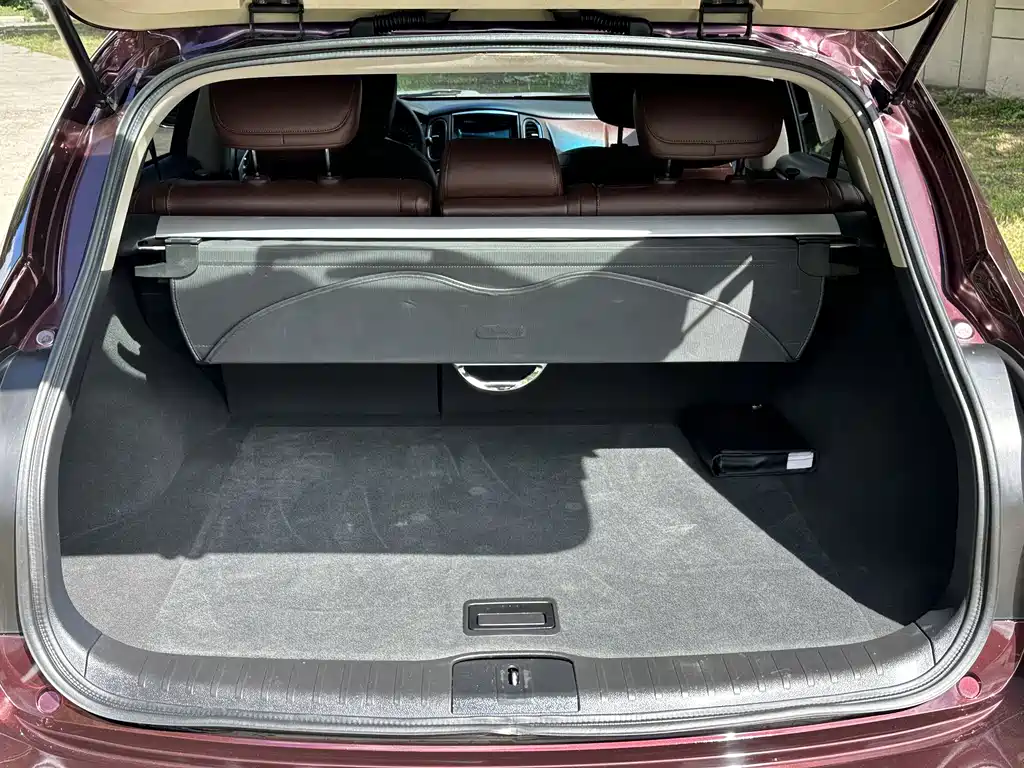 Infiniti QX50 2017 — фото 21
