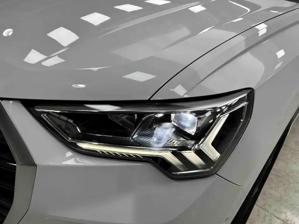 Audi Q3 2022 — фото 18