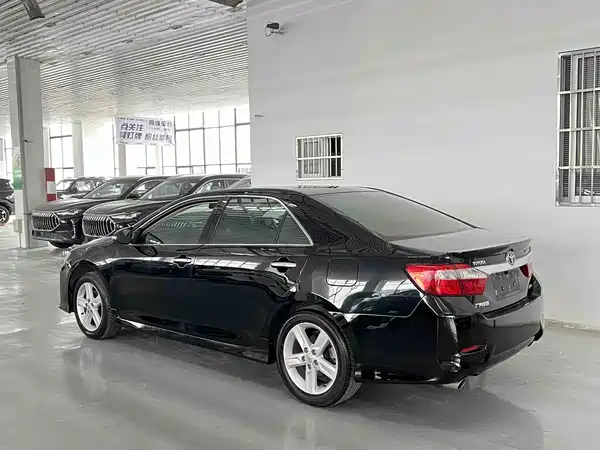 Toyota Camry 2013