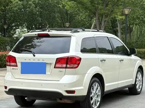 Dodge Coolwei 2013