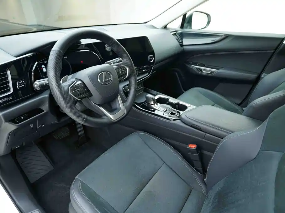 Lexus NX 2023 — фото 10