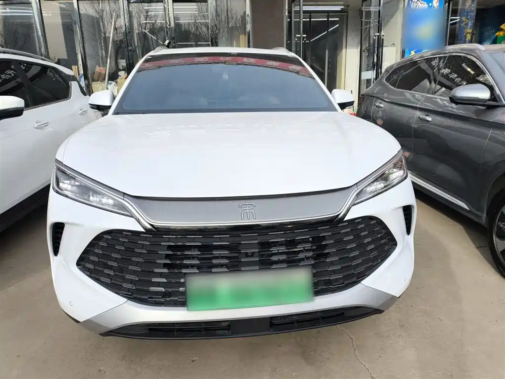BYD L DM-i 2025 — фото 3
