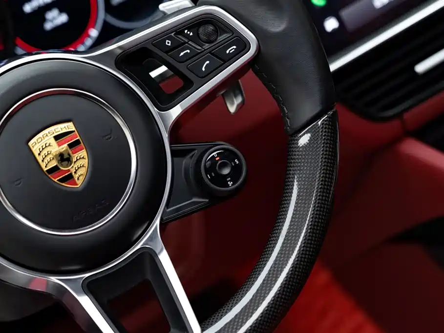 Porsche Cayenne 2022 — фото 19