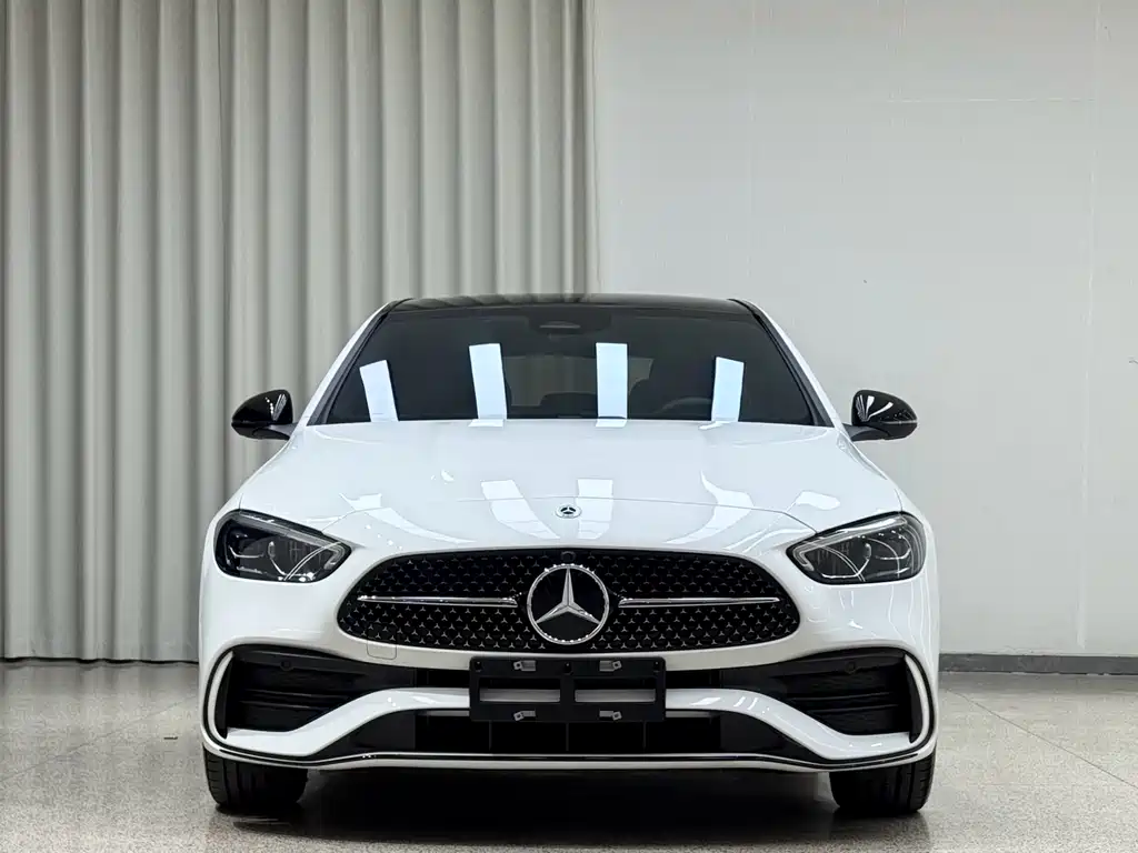 Mercedes-Benz C-Class 2024 — фото 2