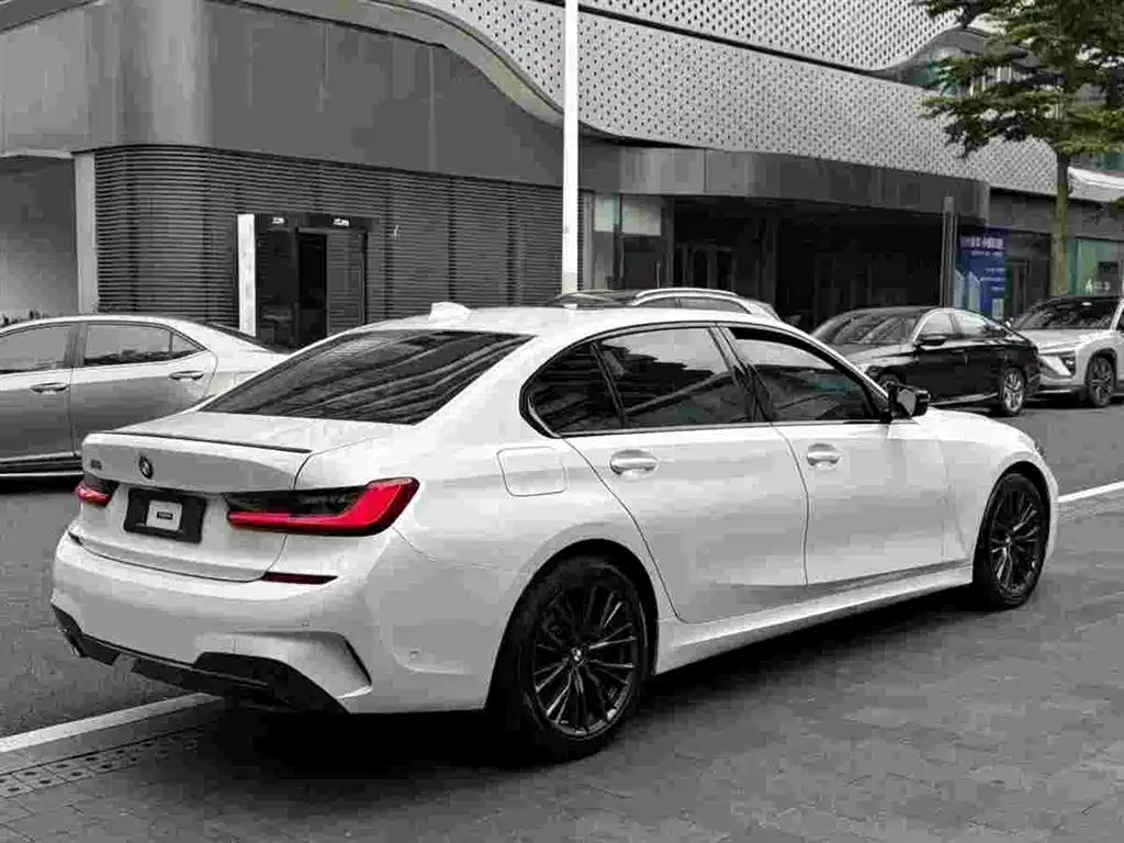BMW 3 Series 2020