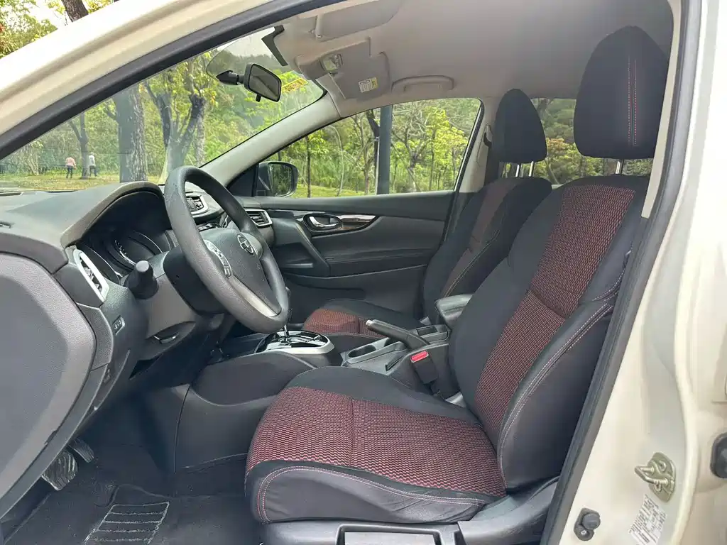 Nissan Qashqai 2015 — фото 6