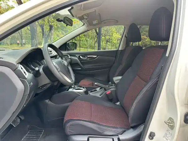 Nissan Qashqai 2015
