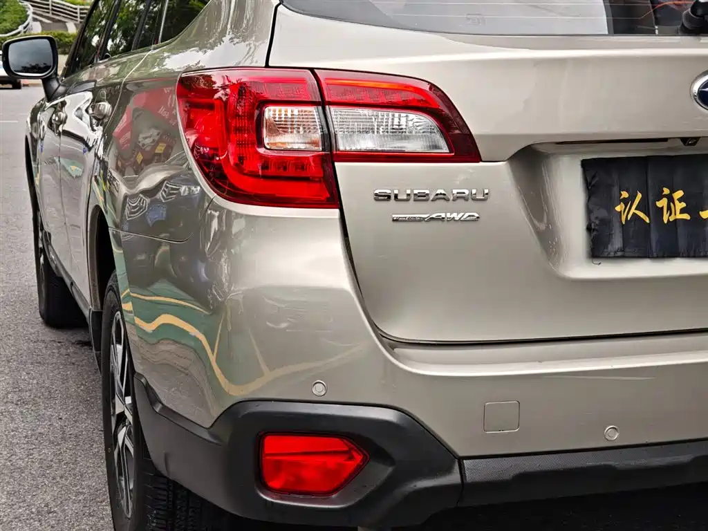 Subaru Outback 2020 — фото 10