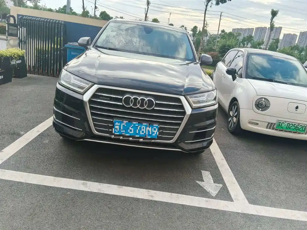Audi Q7 2017 — фото 4