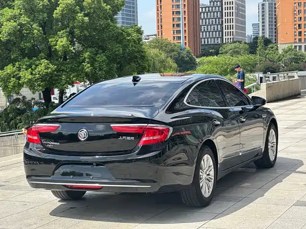 Buick LaCrosse 2018