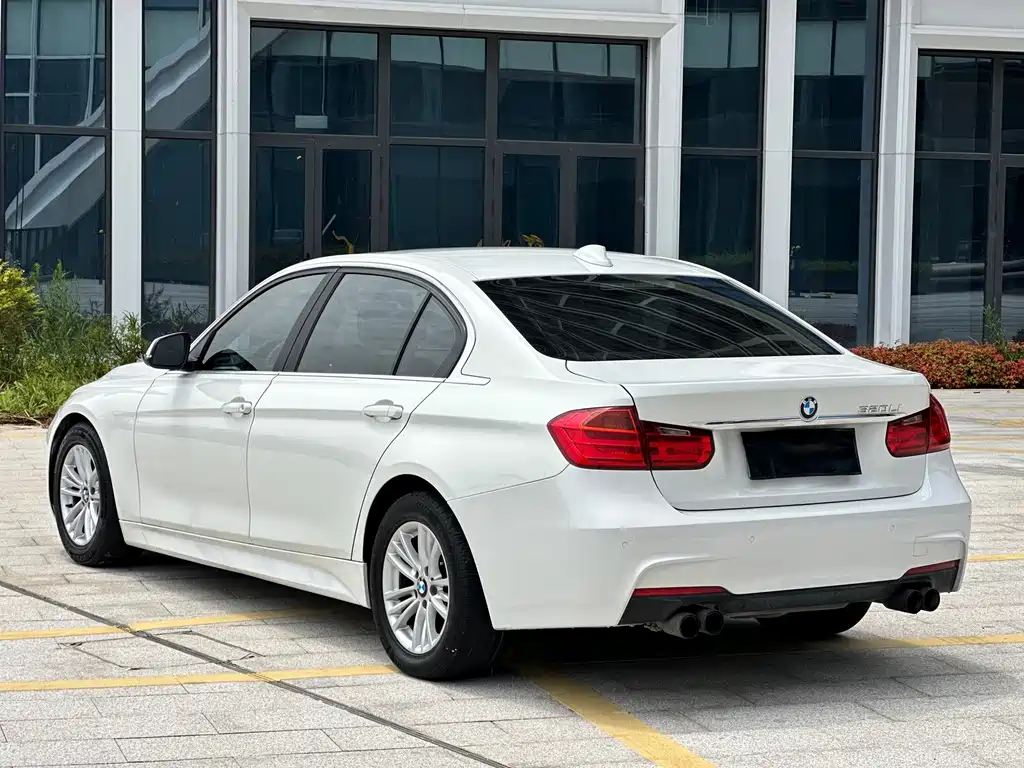 BMW 3 Series 2015 — фото 14