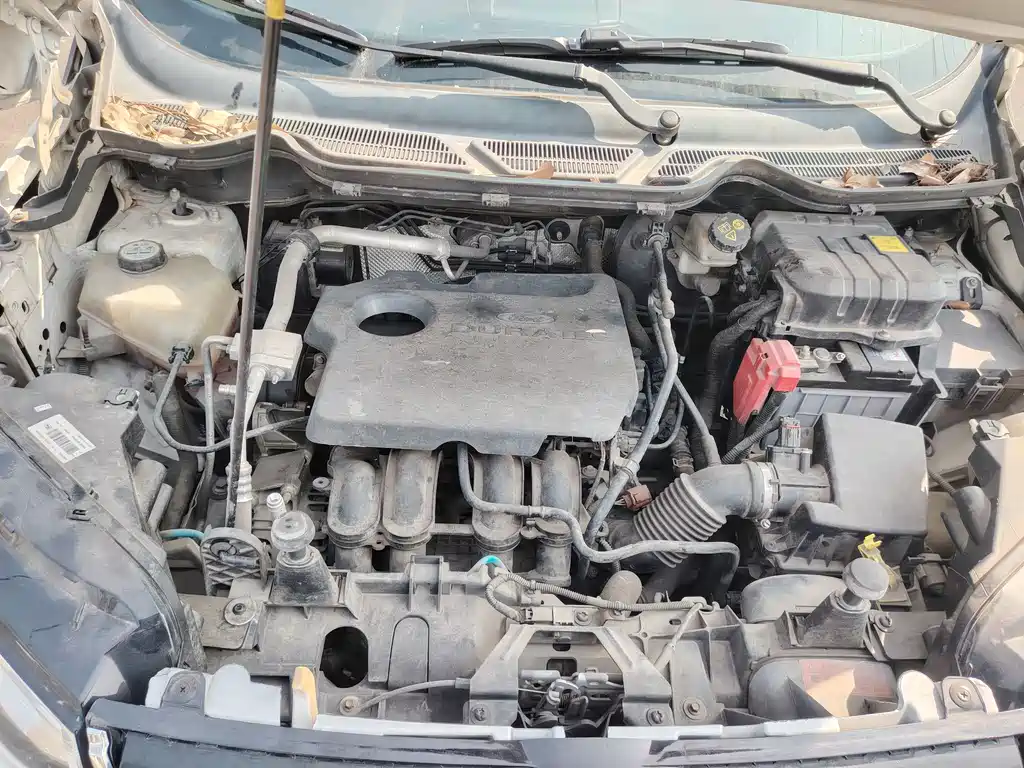 Ford Ecosport 2015 — фото 13