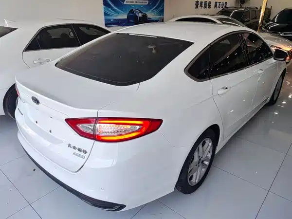 Ford Mondeo 2013