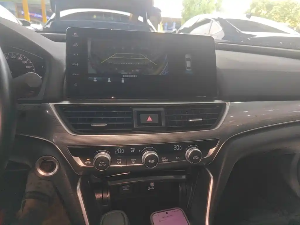 Honda Accord 2023 — фото 13