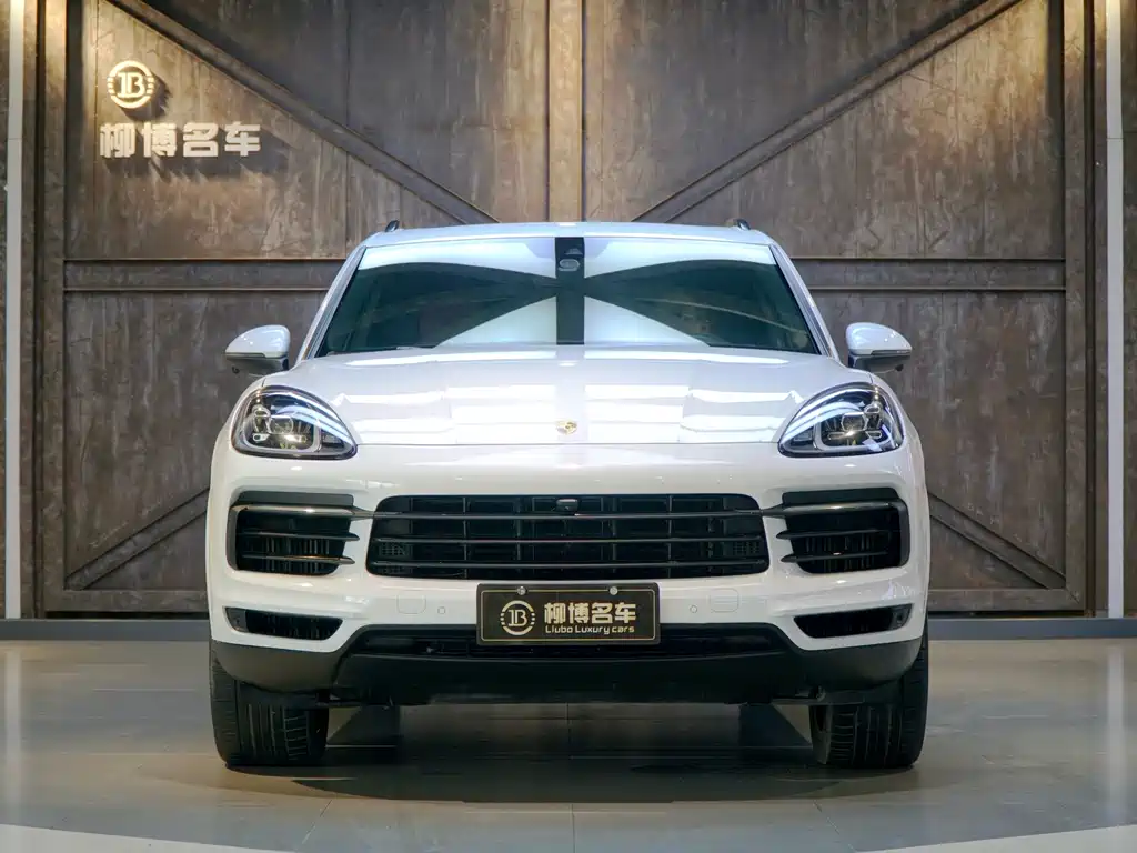 Porsche Cayenne 2019 — фото 2