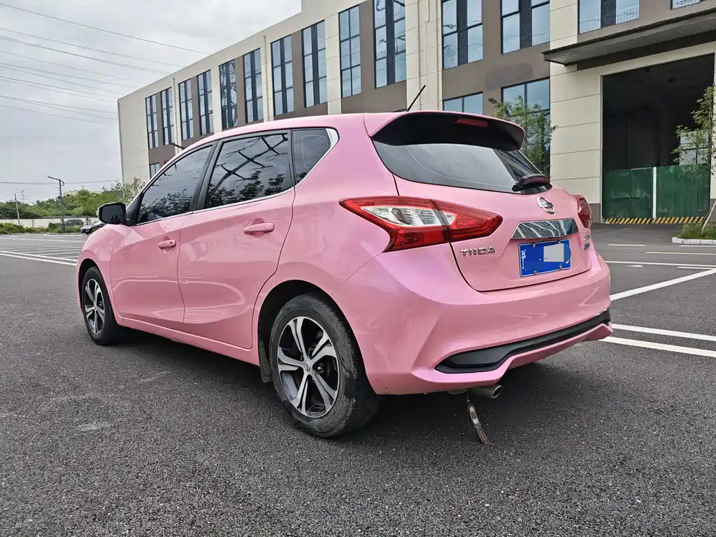 Nissan Tiida 2017 — фото 6