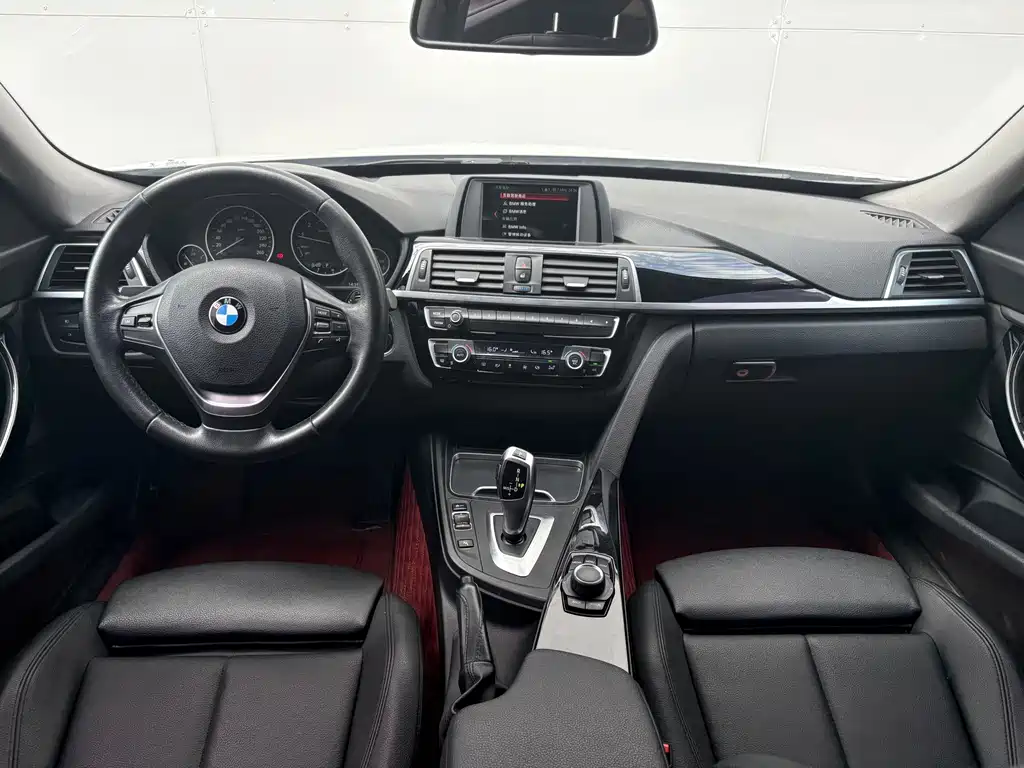 BMW 3 Series GT 2018 — фото 17