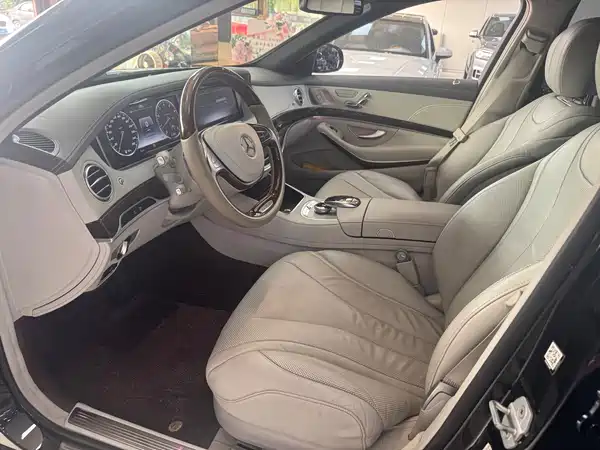 Mercedes-Benz Maybach S-Class 2015