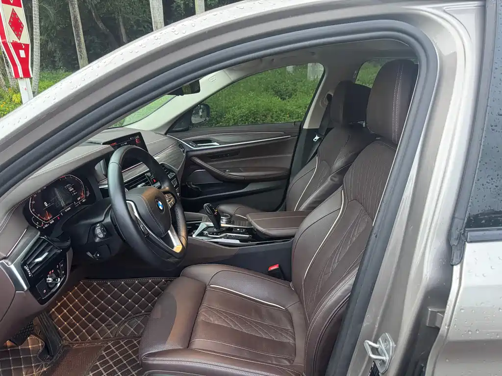 BMW 5 Series 2020