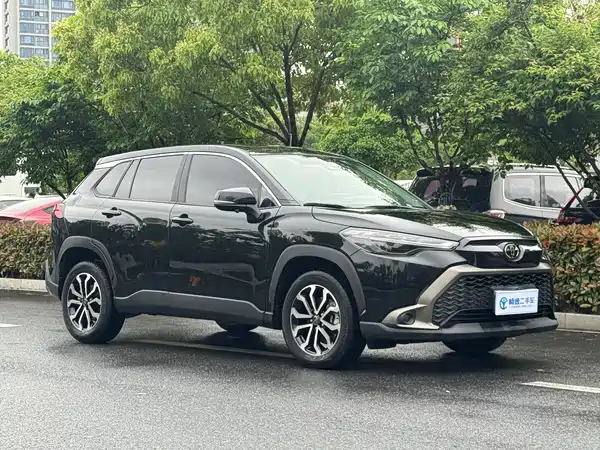 Toyota Frontlander 2023