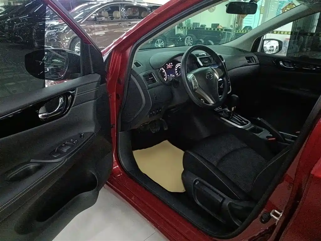 Nissan Tiida 2022 — фото 12