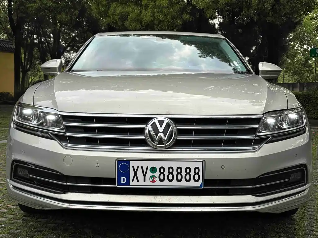 Volkswagen Phideon 2018 — фото 2