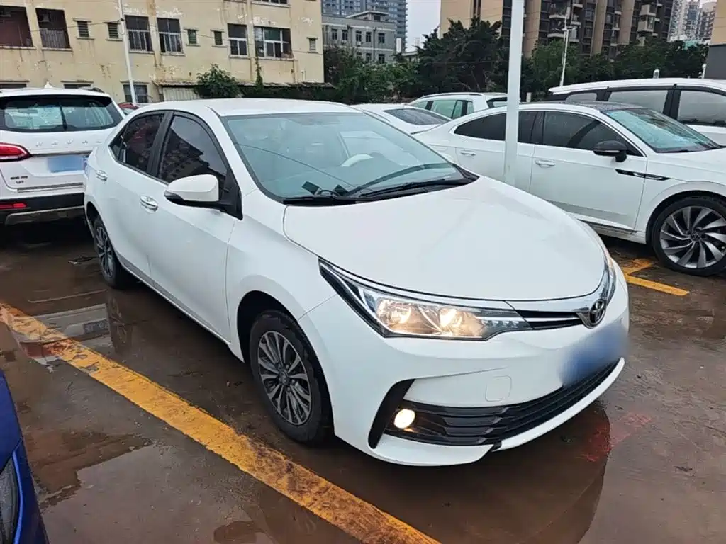 Toyota Corolla 2019 — фото 4