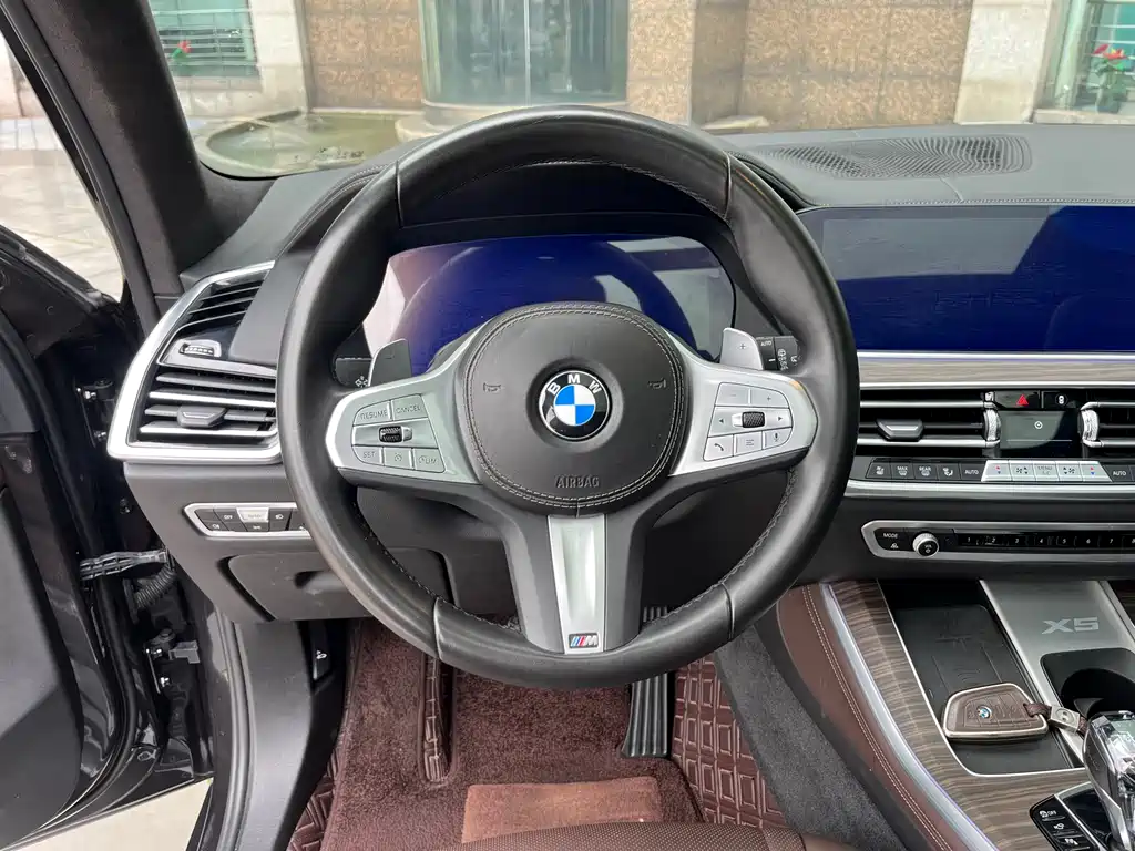 BMW X5 2022 — фото 25