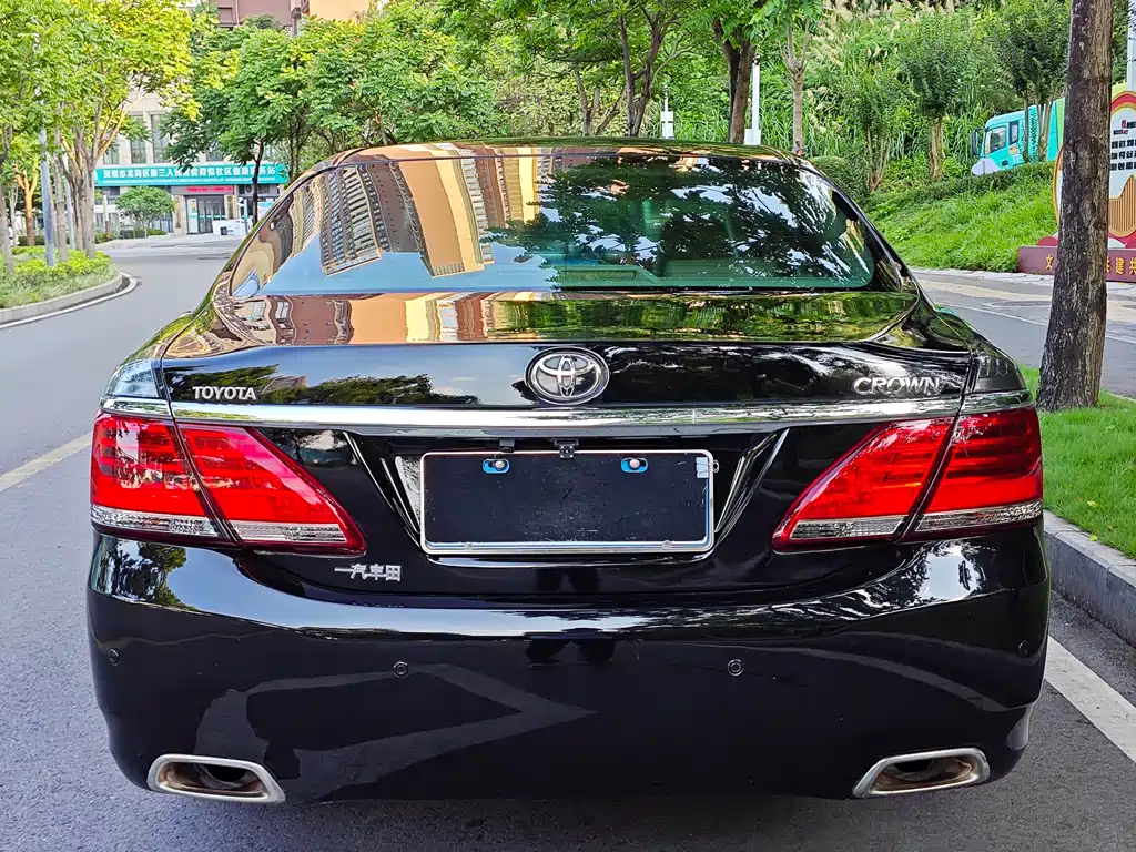 Toyota Crown 2013 — фото 15