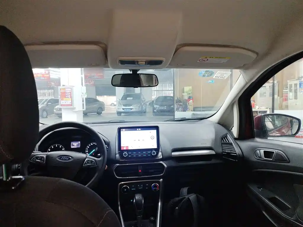 Ford Ecosport 2018 — фото 18