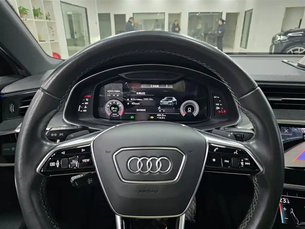 Audi A6L 2022 — фото 4