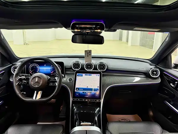 Mercedes-Benz C-Class 2022