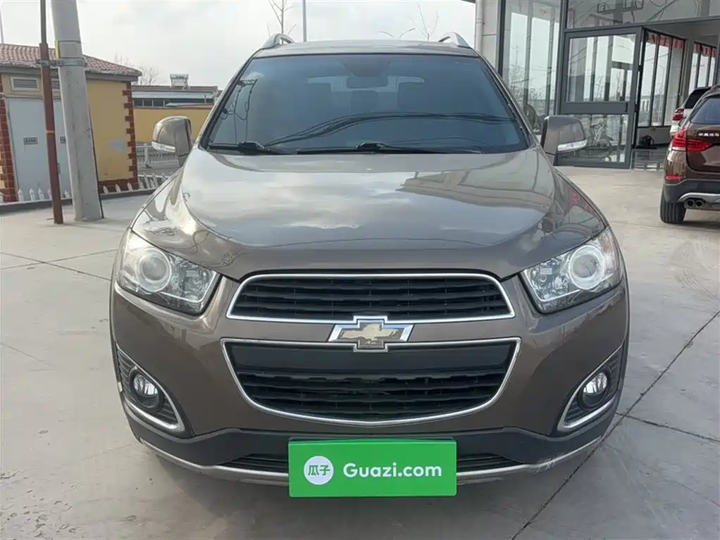 Chevrolet Captiva 2017 — фото 16