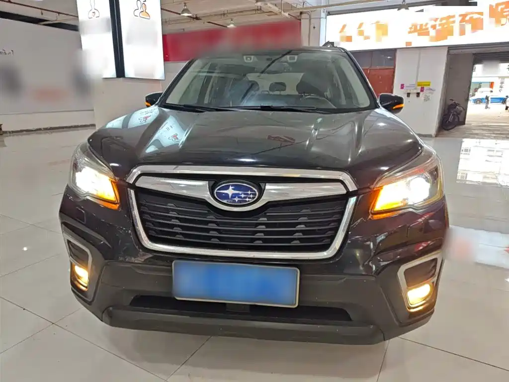 Subaru Forester 2019 — фото 3