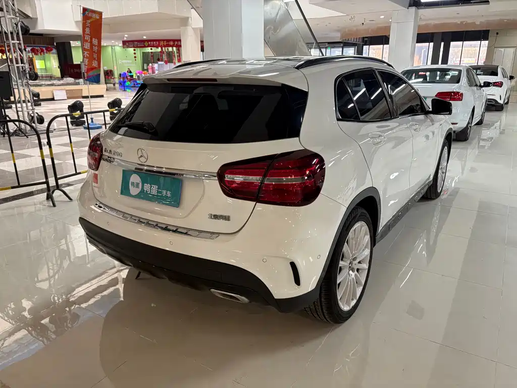 Mercedes-Benz GLA 2018 — фото 5