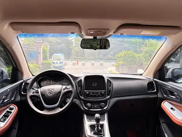 Baojun 560 2016