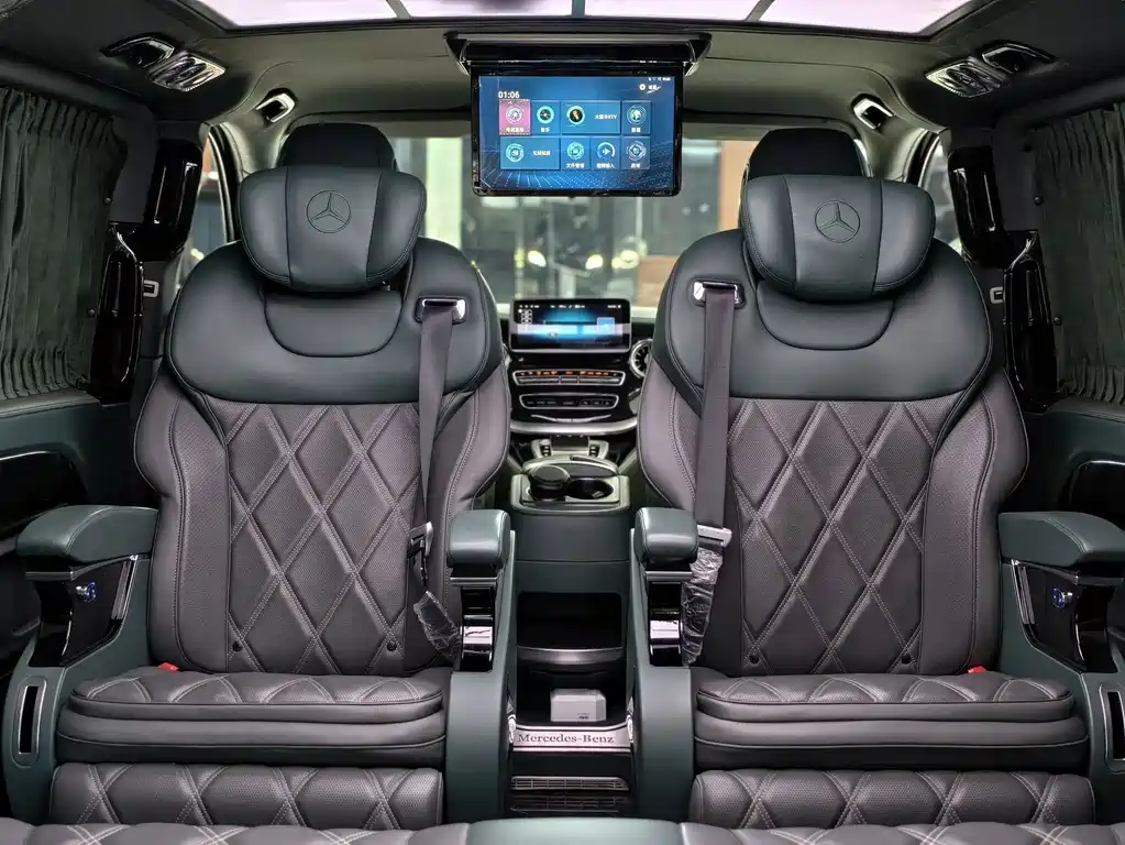 Mercedes-Benz Vito 2023 — фото 20