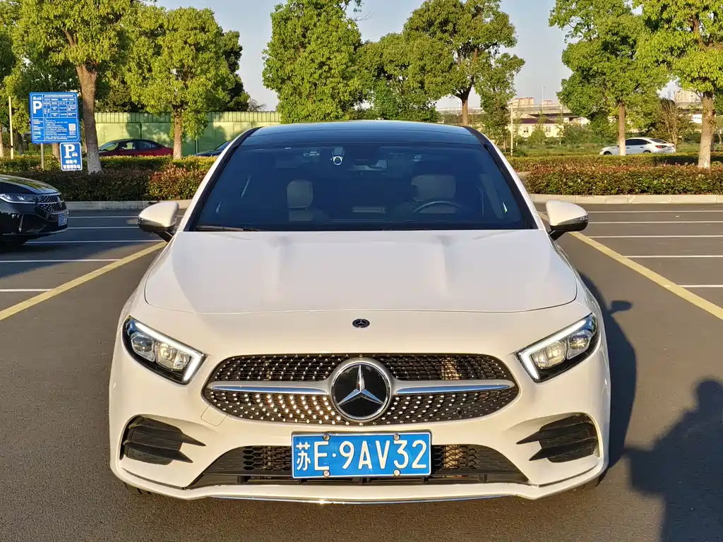 Mercedes-Benz A-Class 2019 — фото 2