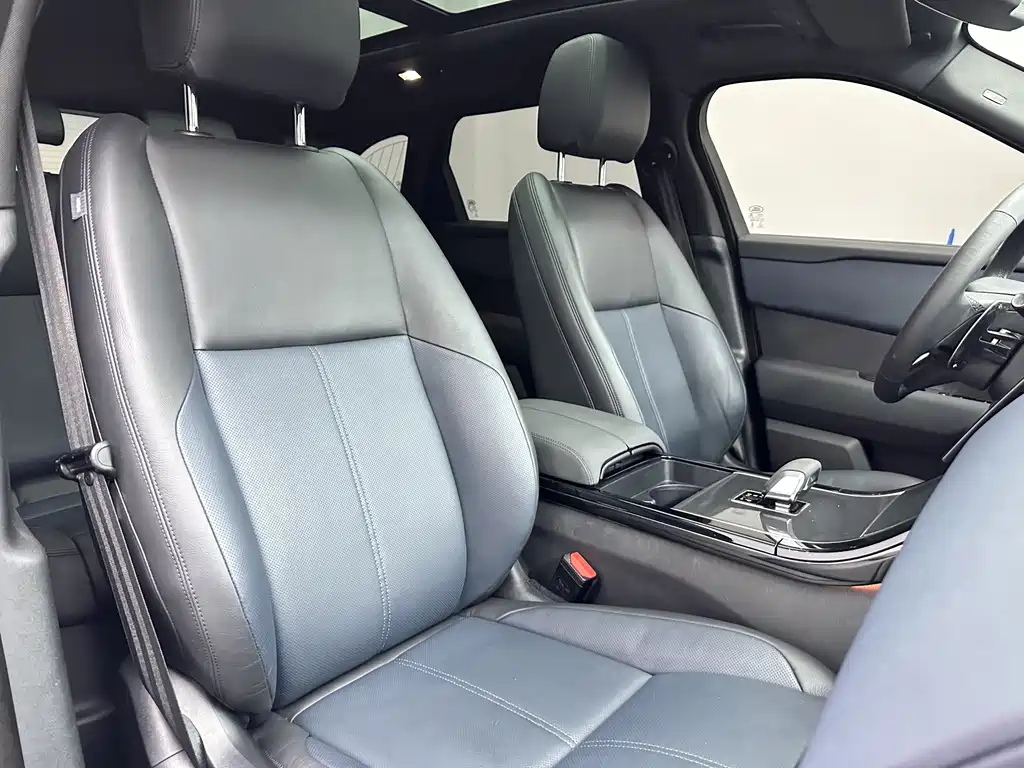 Land Rover Range Rover Velar 2024 — фото 16