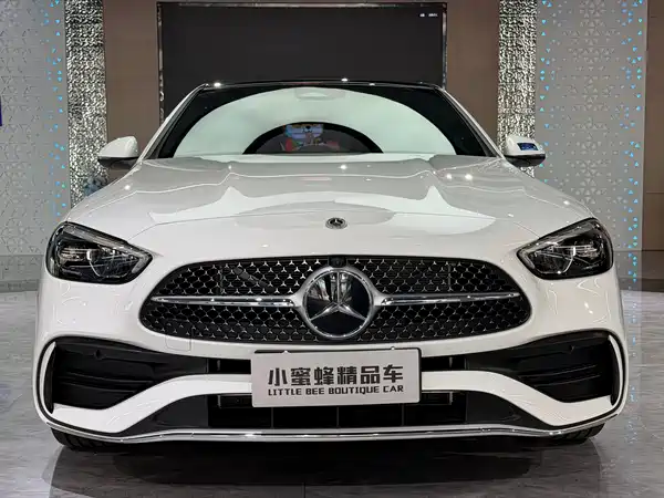 Mercedes-Benz C-Class 2024