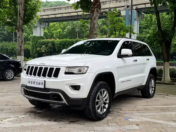 Jeep Grand Cherokee 2015