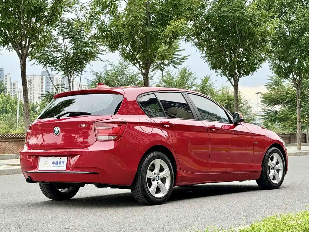 BMW 1 Series 2012 — фото 26