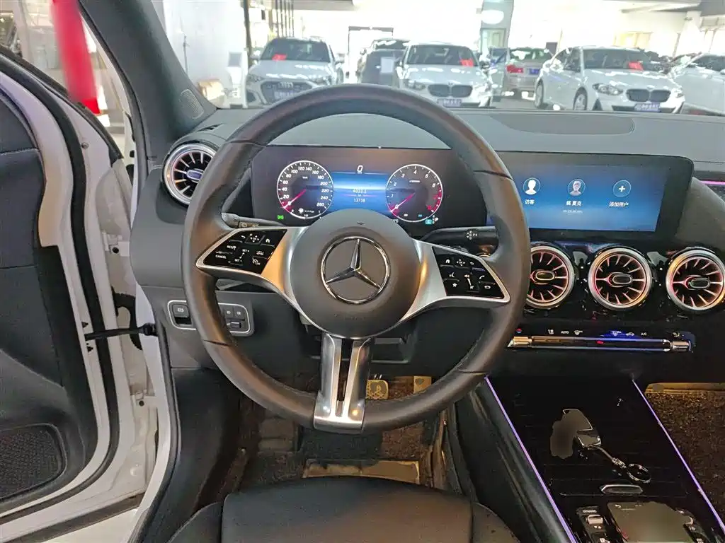 Mercedes-Benz GLA 2024 — фото 11